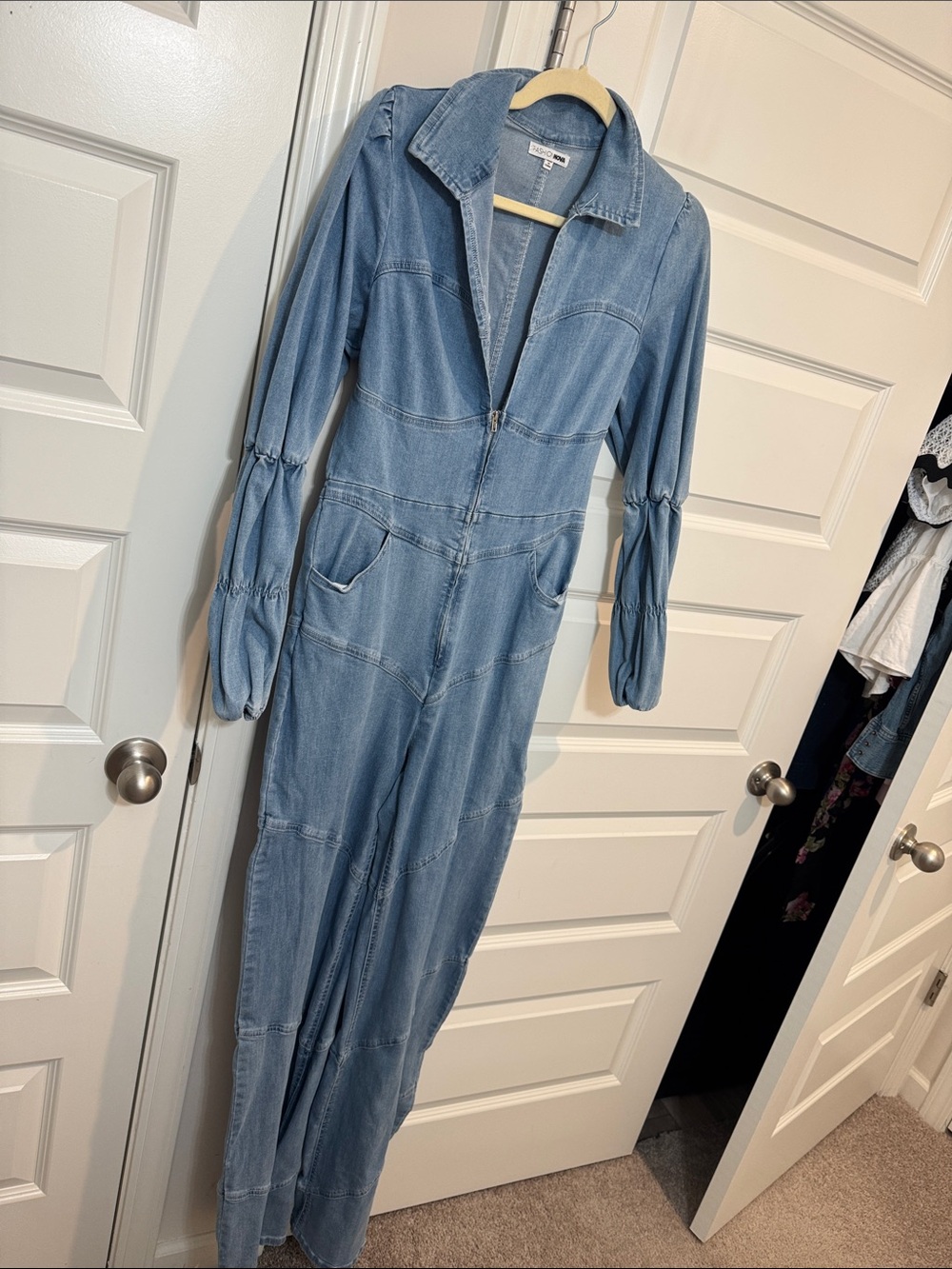 Fashion Nova Light Blue Denim Women’s Jumpsuit Overalls